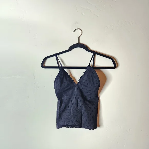 Free People Eyelet Seamless Triangle Crop Cami Tank Top Size‎ L/XL - Picture 3 of 7